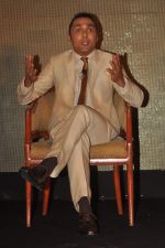 Rahul Bose announces Bloomberg UTV show The Switch season 2 in ITC, Parel, Mumbai on 1st Nov 2011 (22).JPG